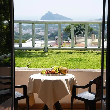 Ireos Hotel 3*